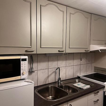 Hoda Apartment - Cozy Central Apartment With Free Parking Лекнес Екстериор снимка