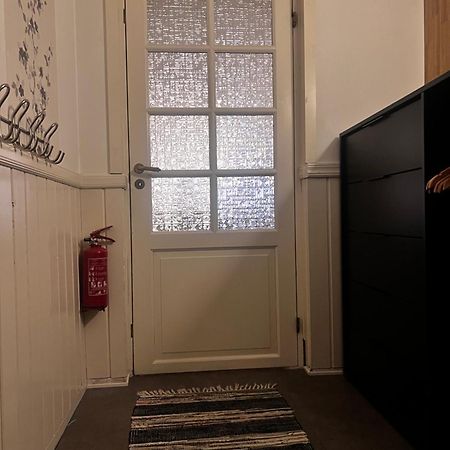 Hoda Apartment - Cozy Central Apartment With Free Parking Лекнес Екстериор снимка
