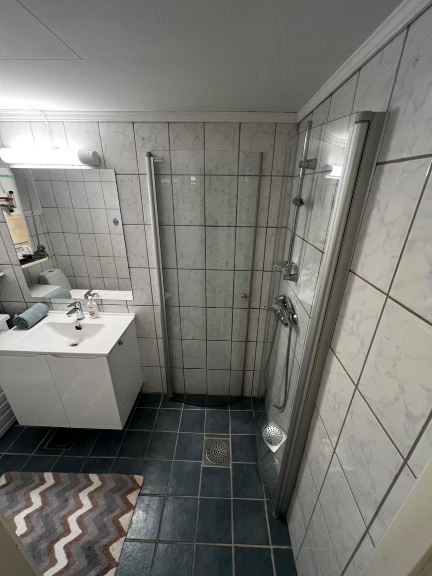 Hoda Apartment - Cozy Central Apartment With Free Parking Лекнес Екстериор снимка