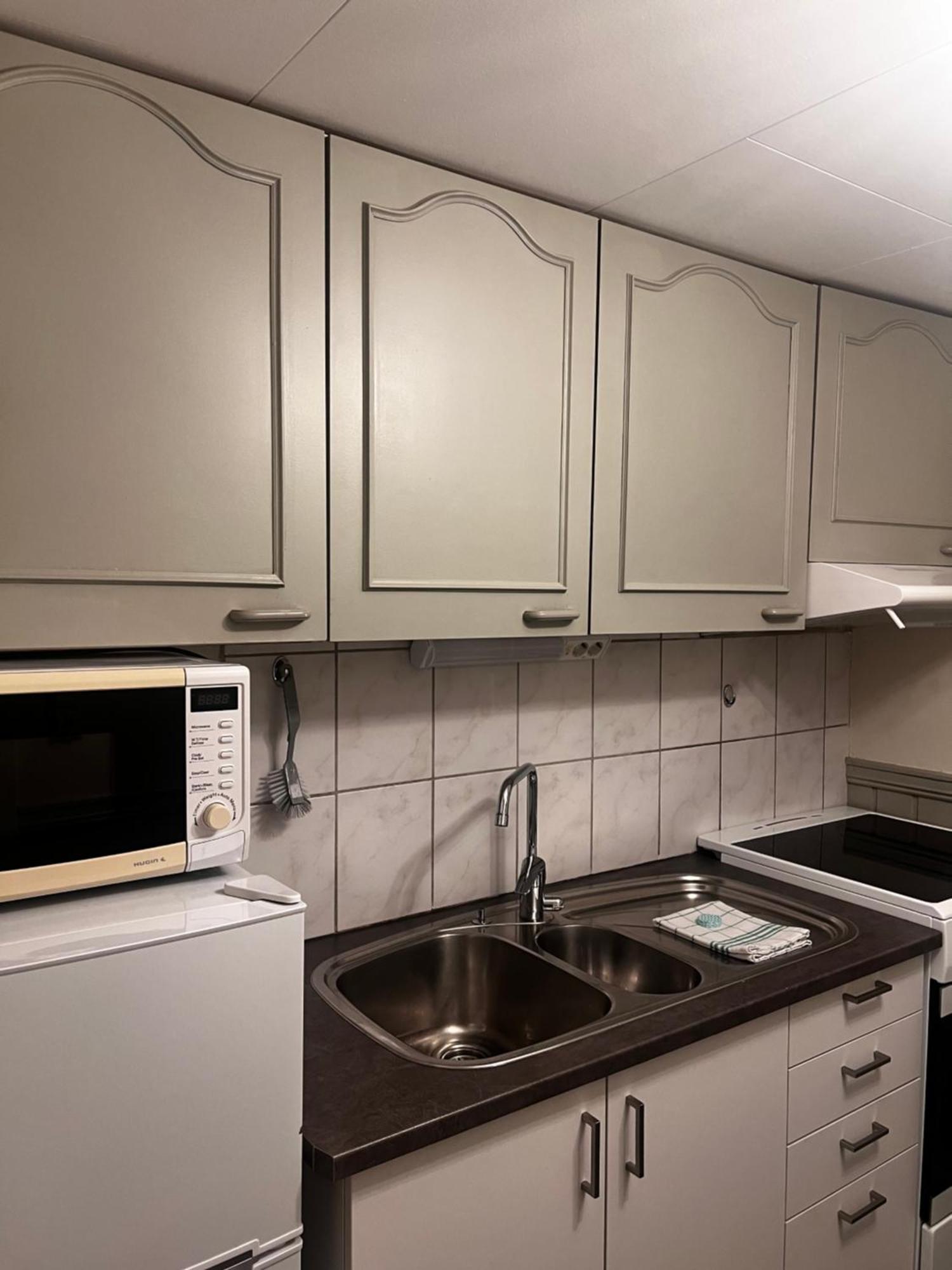 Hoda Apartment - Cozy Central Apartment With Free Parking Лекнес Екстериор снимка